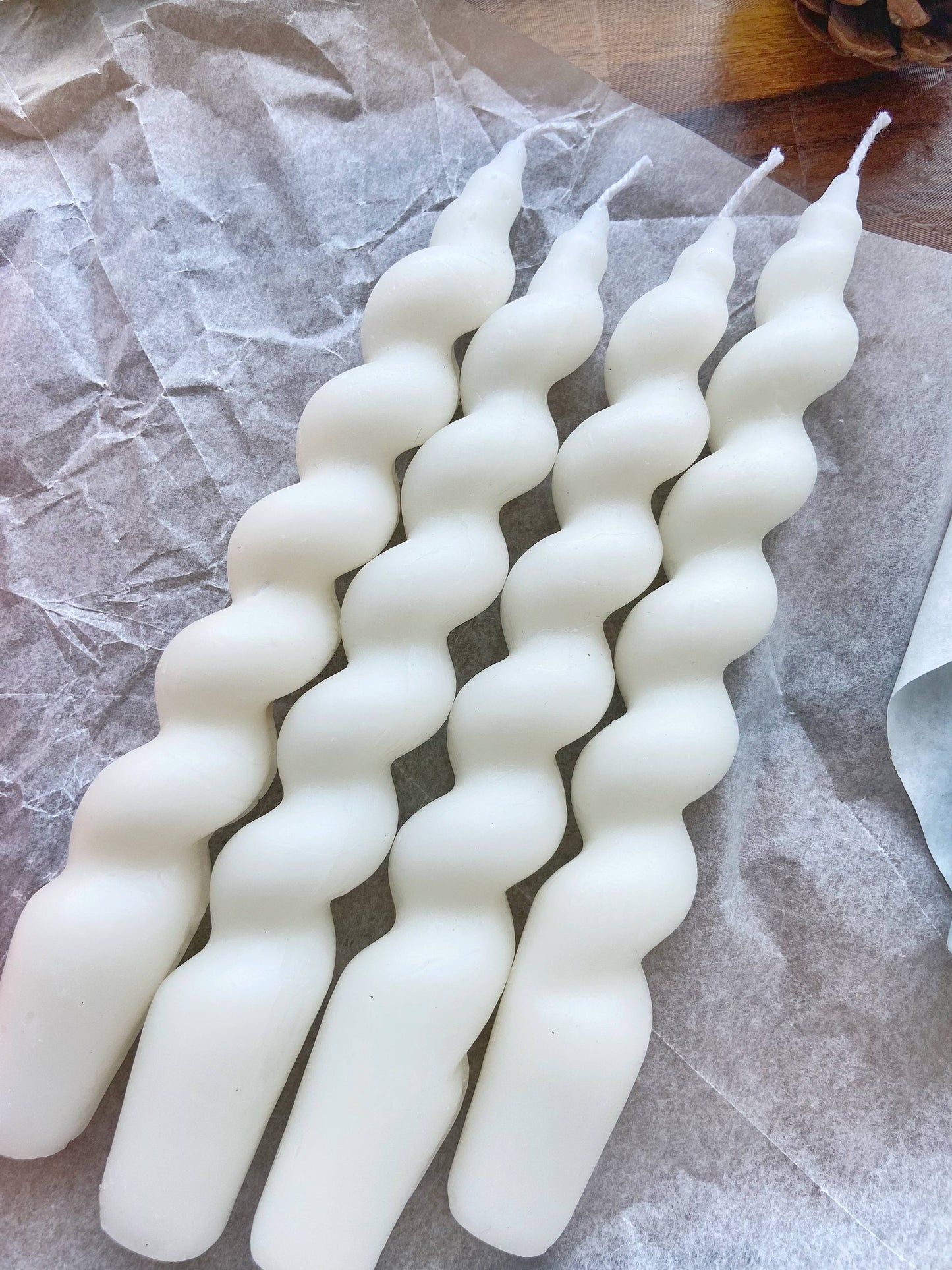 White Spiral Candle | Set of 5