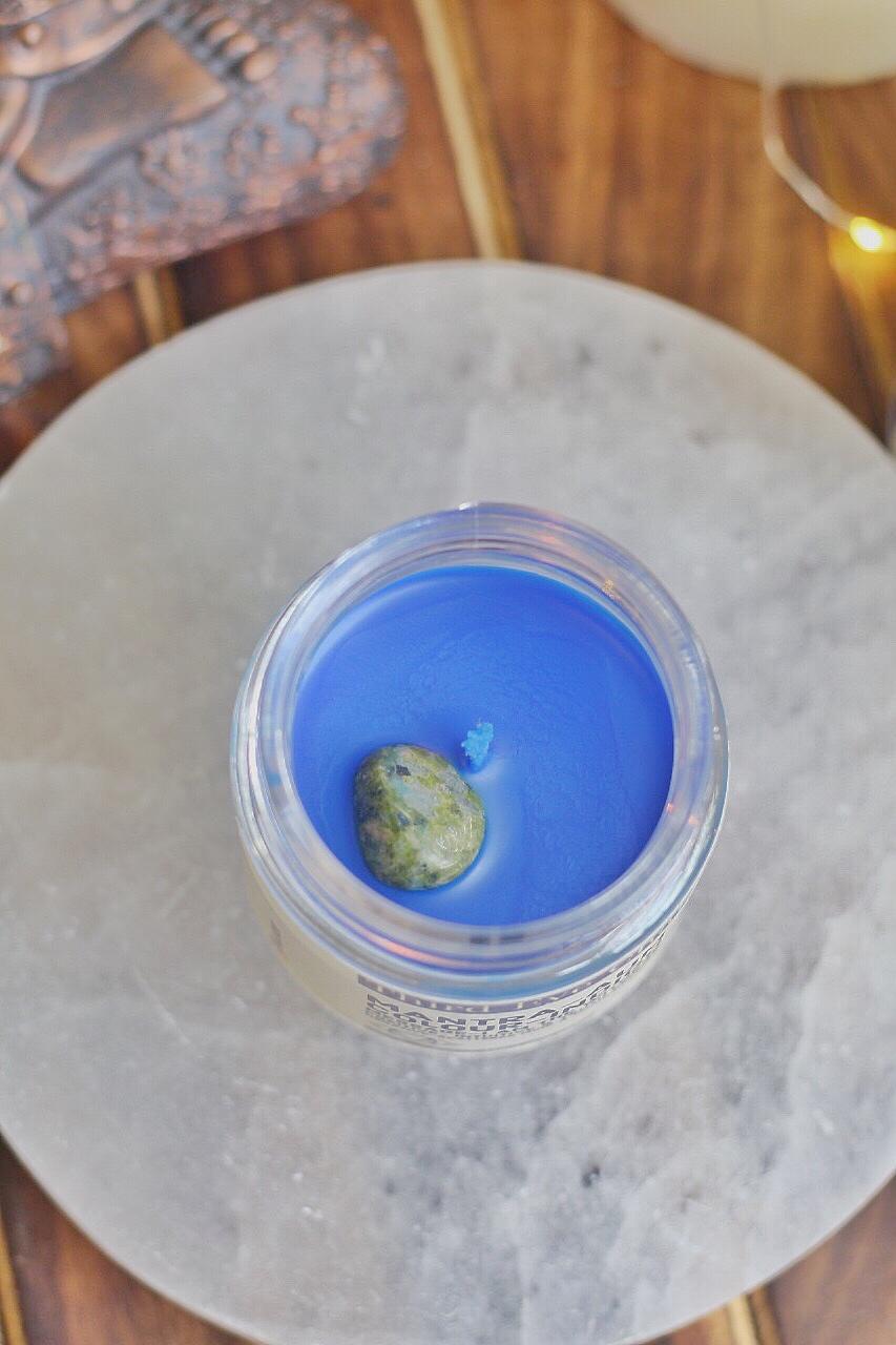 Third Eye Chakra Scented Candle with Crystal Tumble -Soy Wax -100 g