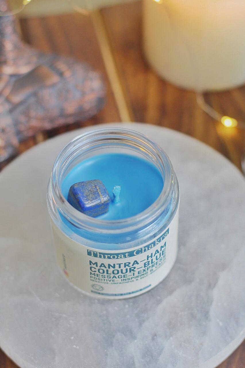 Throat Chakra Scented Candle with Crystal Tumble -Soy Wax - 100 g