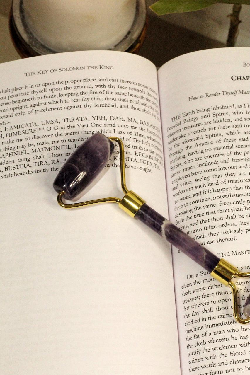 Amethyst Face Roller | Personal Care Tool