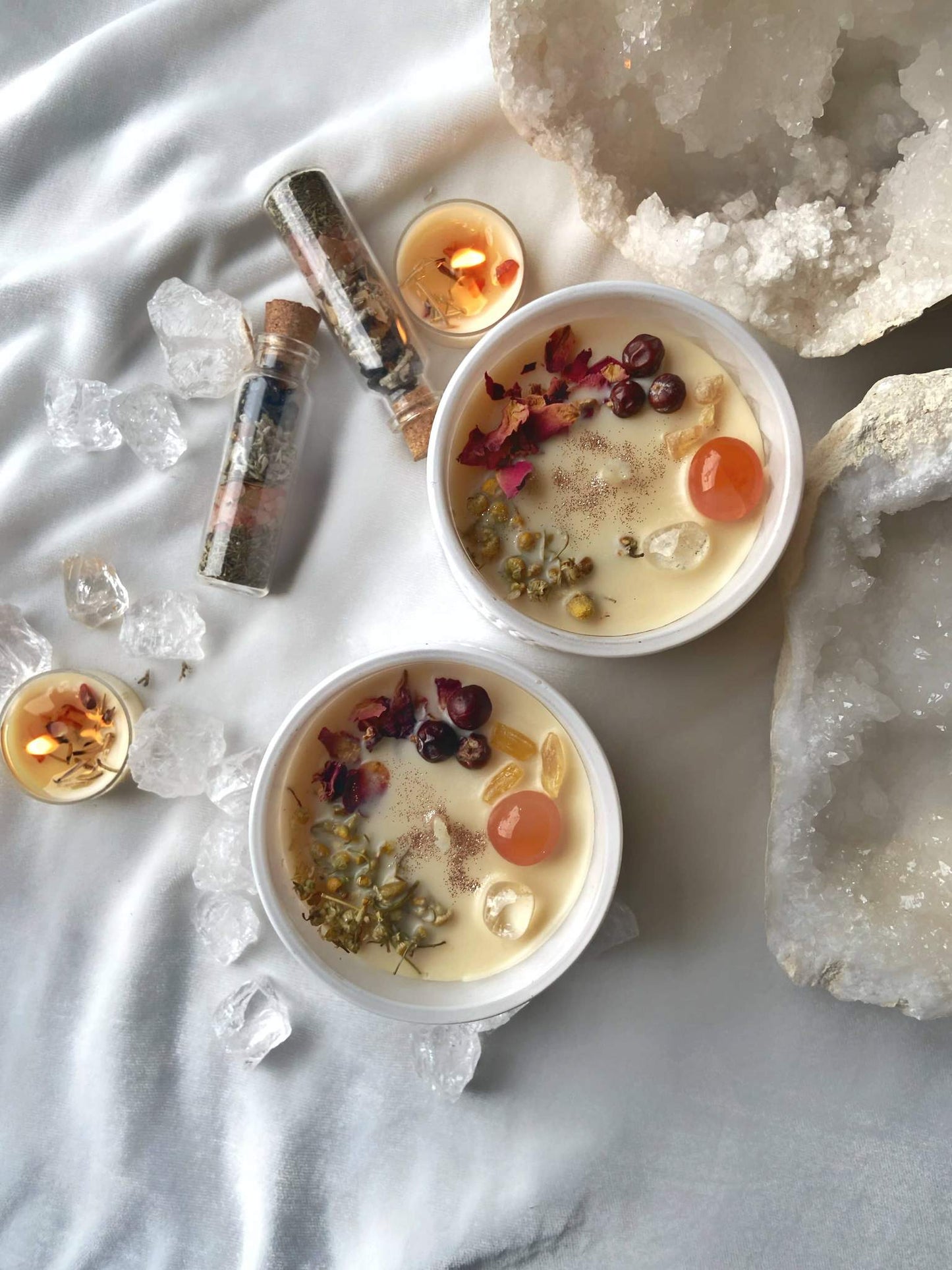 Isis Honouring Candle