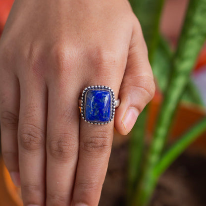 Lapis Lazuli Ring | Expression & Communication