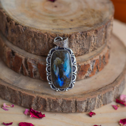 Labradorite Copper wire wrapped Pendant with Cord | Promotes Spiritual Growth