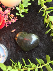 Nuummite Heart