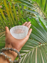 Load image into Gallery viewer, Selenite Bowl - 6 Cm
