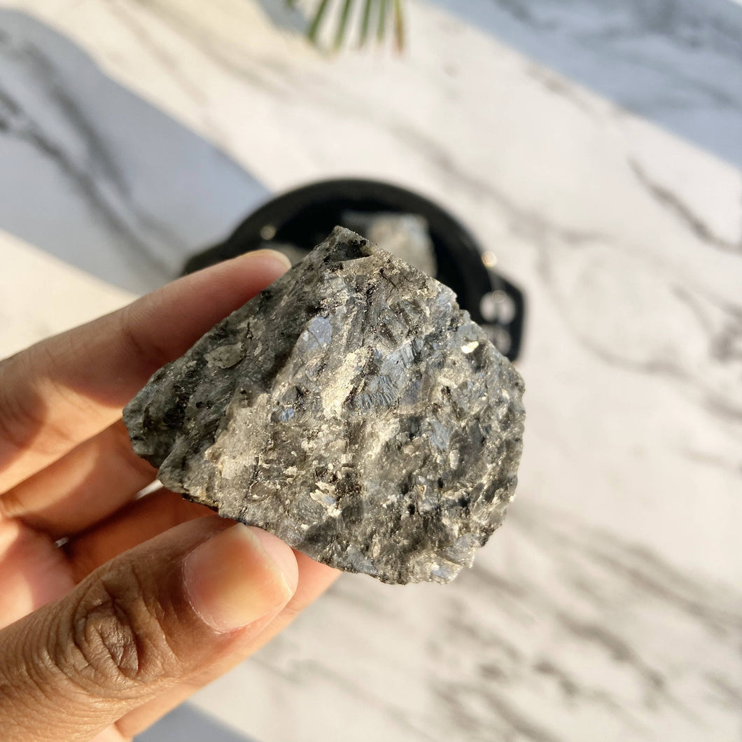 Nuummite Raw Stone | Helps with reducing depression & anxiety