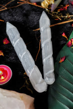 Load image into Gallery viewer, Selenite Spiral Wands | Wands - 1 Piece
