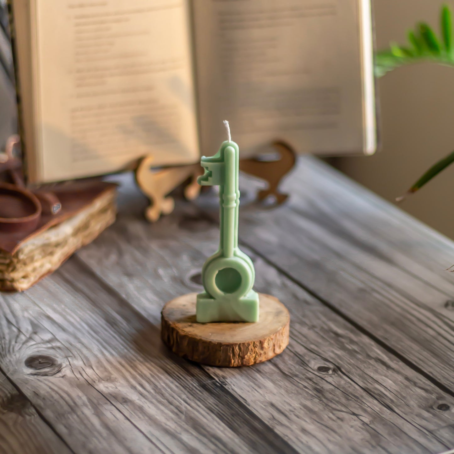 Green Key Candle | Soy Wax