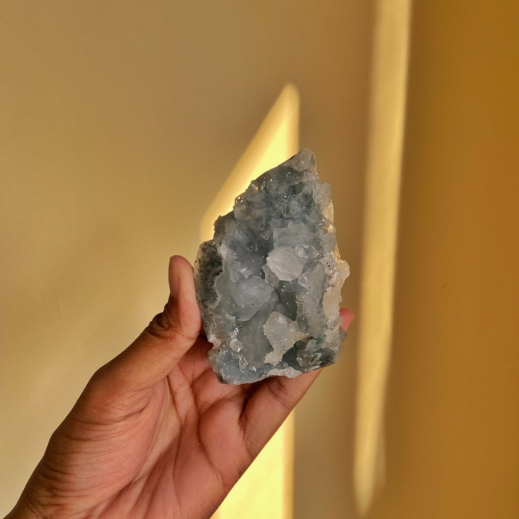 Apophyllite Mineral - 140 Gm