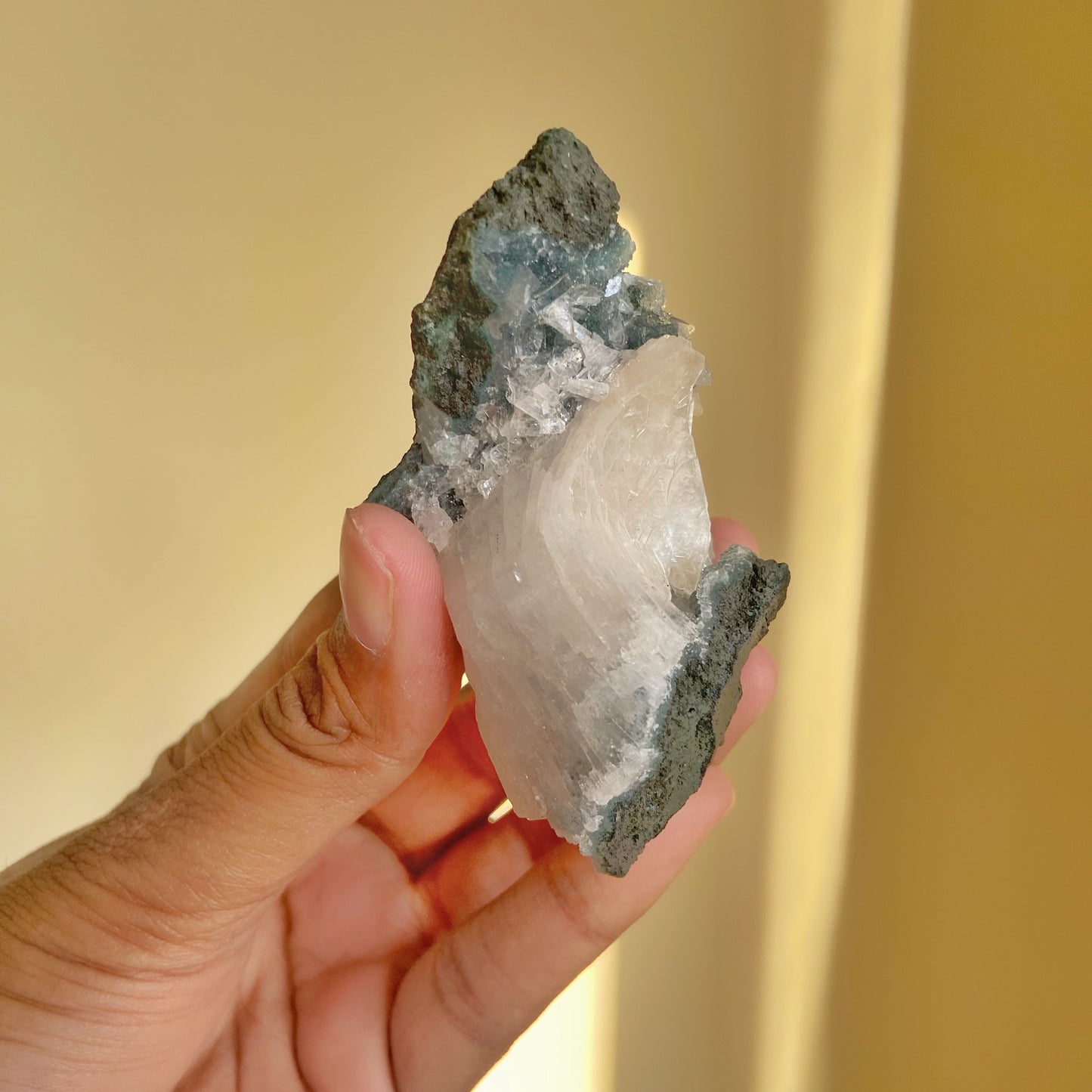 Apophyllite Mineral - 70 Gm