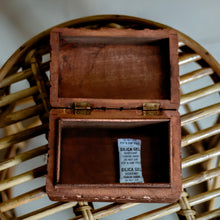 Load image into Gallery viewer, Triple moon Carved wooden Box

