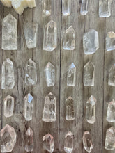 Load image into Gallery viewer, Clear Quartz Points
