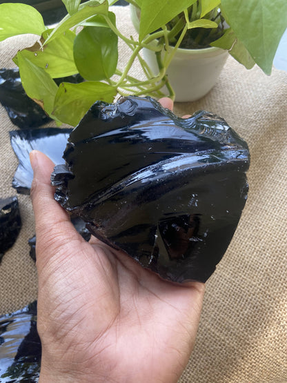 Black Obsidian Raw - 240 Gm