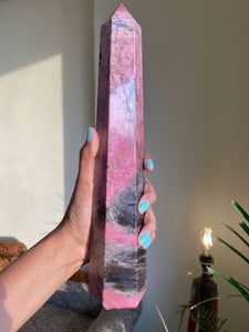Rhodonite XXL Tower - 1740 Gm