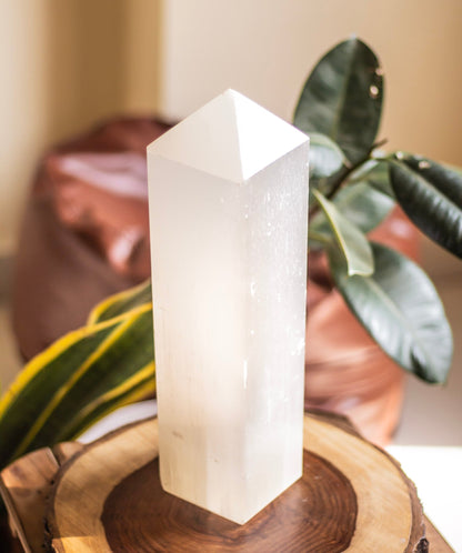 Selenite XXL Tower (Satin Spar Selenite) | Stone for Spiritual work & Cleansing - 3.8 Kg