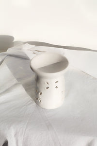 White Ceramic Wax / E. O Diffuser