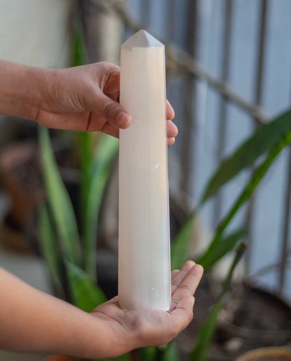 Selenite XXL Tower (Satin Spar Selenite) - 910 Gm | Stone for Spiritual work & Cleansing