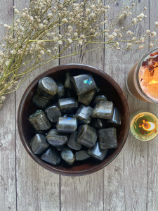 Flashy Labradotite Tumble