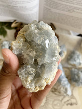 Load image into Gallery viewer, Celestite Raw Cluster - 282 Gm
