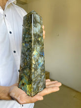 Load image into Gallery viewer, Labradorite XXL Tower - 2208 Gm

