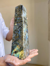 Load image into Gallery viewer, Labradorite XXL Tower - 2208 Gm
