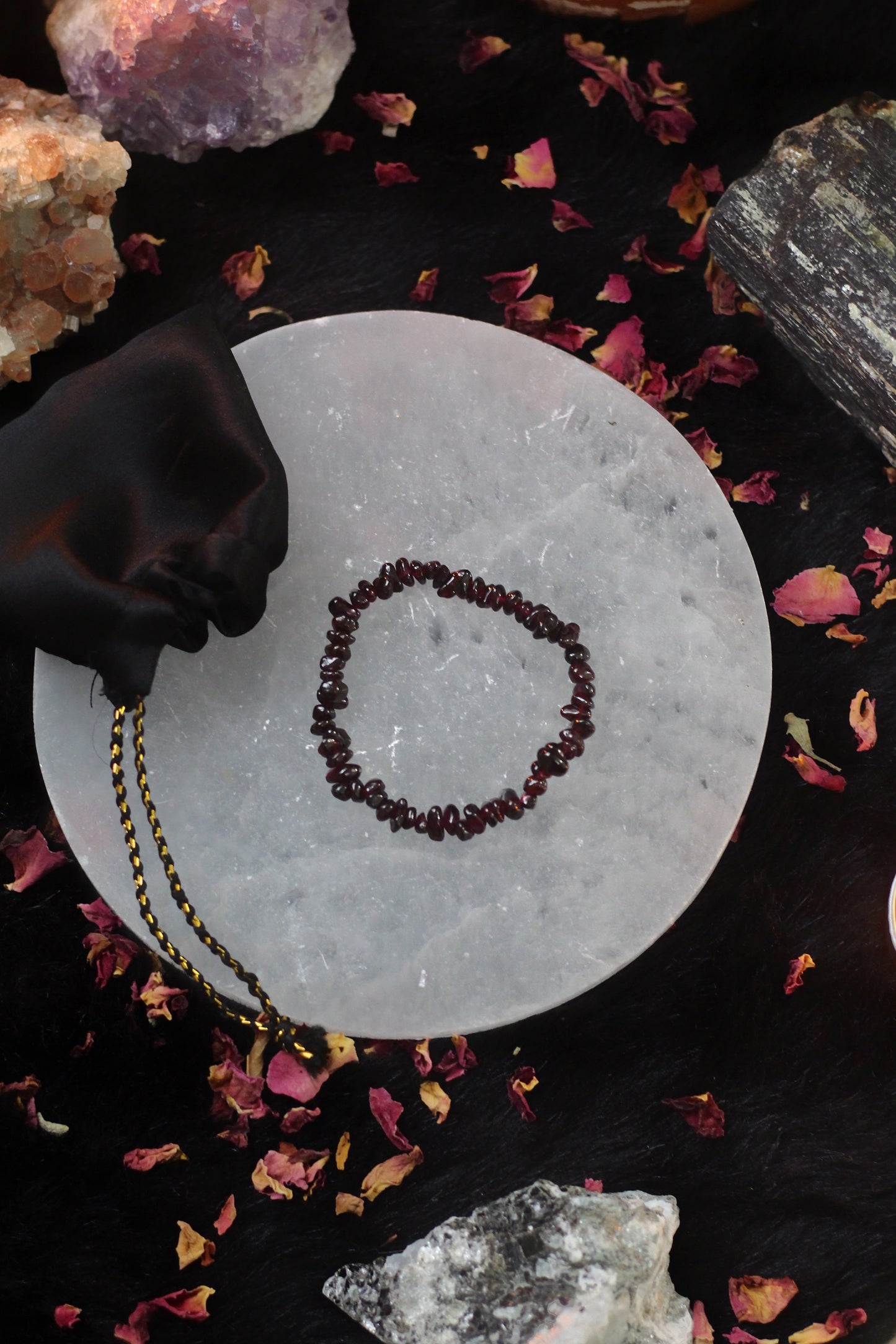 Garnet Chips Bracelet - 1 Piece