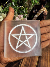 Load image into Gallery viewer, Selenite Plate with Symbol of Pentacle
