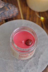 Root Chakra Scented Candle with Crystal Tumble - Soy Wax - 100 g