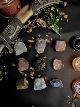 Load image into Gallery viewer, Raw Stones Set of 9
