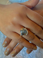 Load image into Gallery viewer, Labradorite Silver Ring
