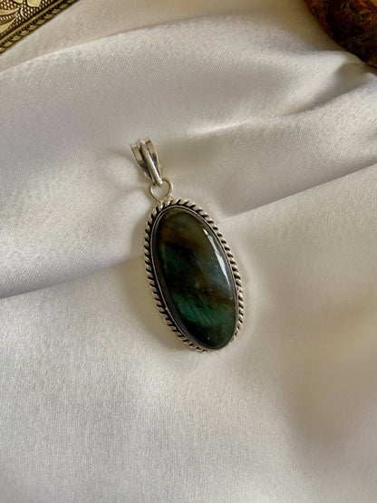 Labradorite Cabochon Pendant